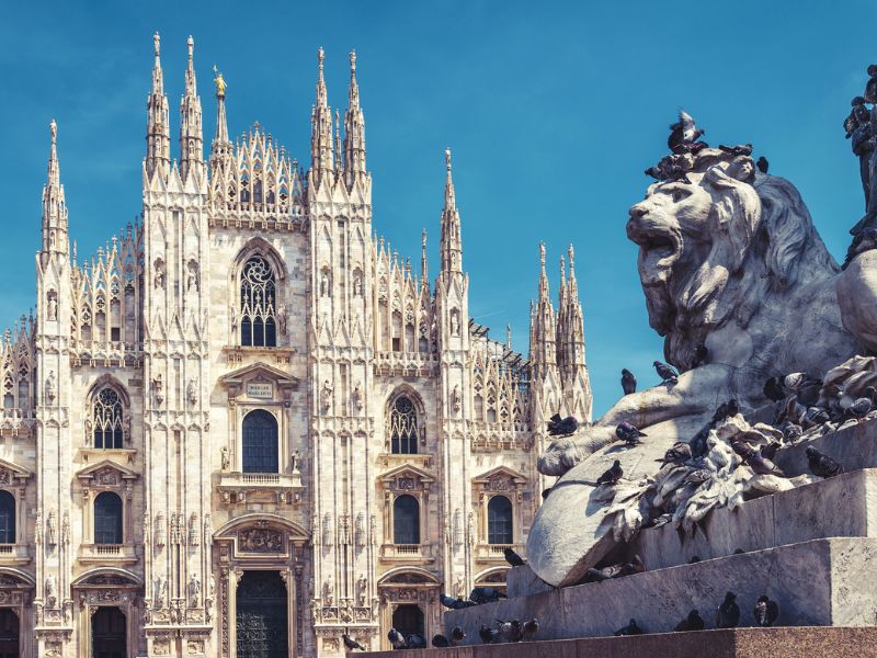 Wahrzeichen-der-Stadt-Mailand-ist-der-Dom.jpg