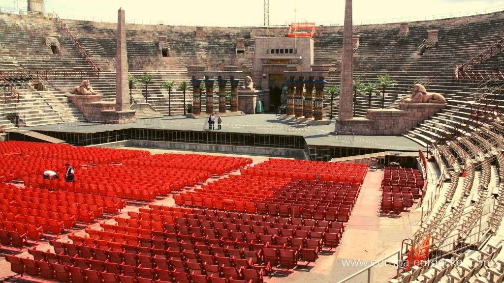 Arena Verona ist Veranstaltungsort für Opern